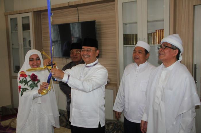 Pimpinan Tasauf dan Tahfizul Quran Baitul Mustaghfirin Al-Amir Upa-upa Dzulmi