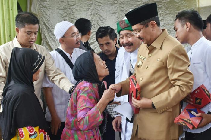 Gubernur Tengku Erry Didoakan Jadi Menteri