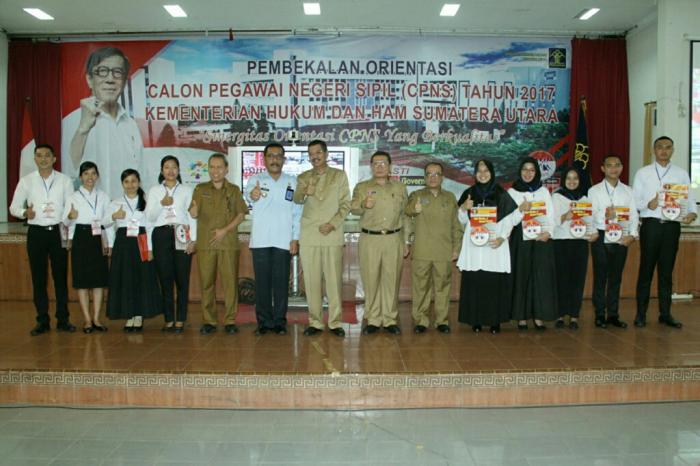 Erry Berpesan Agar CPNS Jujur Dan Jauhi Korupsi