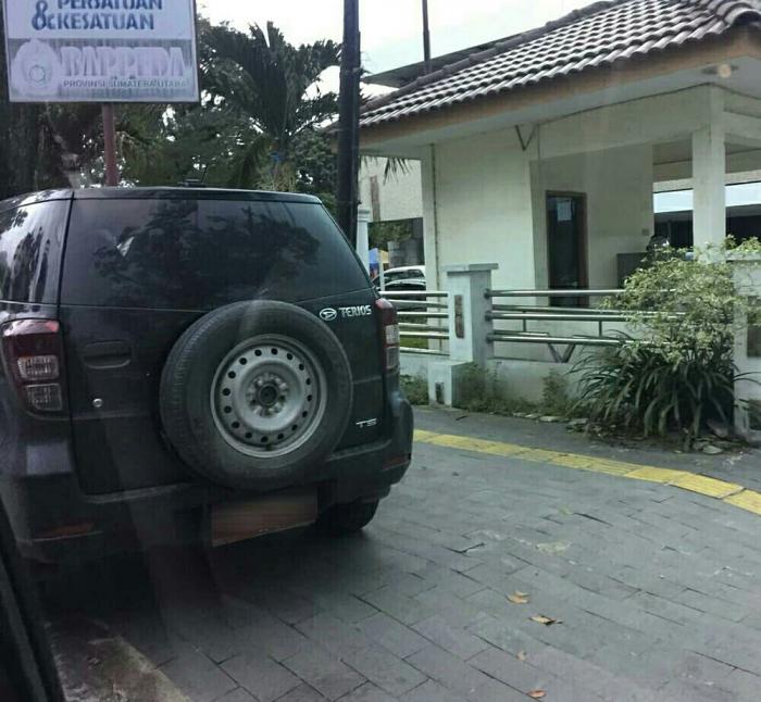 Wali Kota: Dishub Tindak Tegas Kenderaan Bermotor Parkir di Jalur Pedestrian