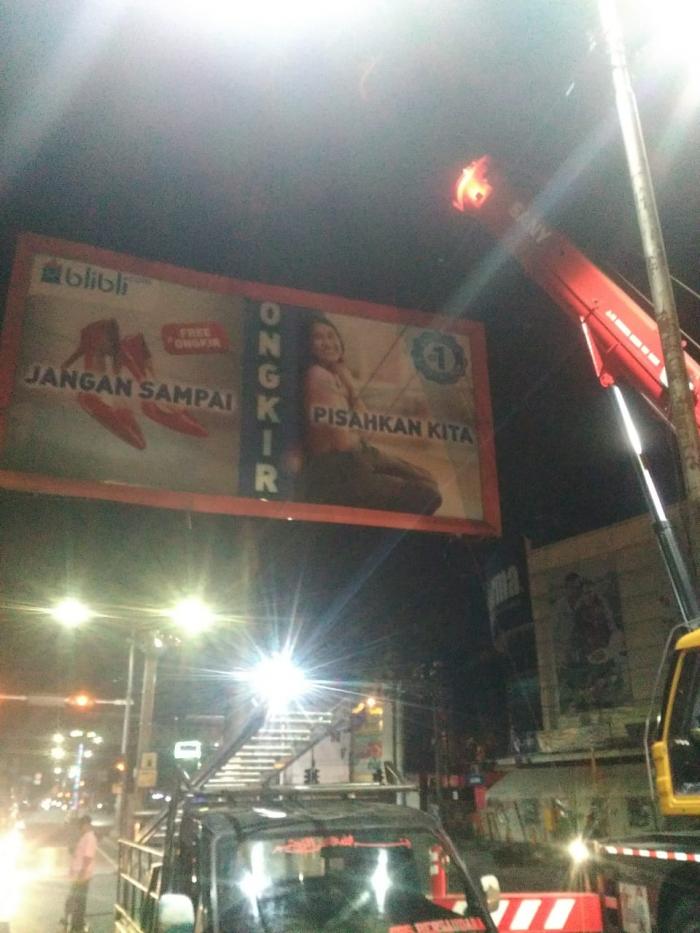 2019, Pemko Medan Kembali Menertibkan Papan Reklame Bermasalah