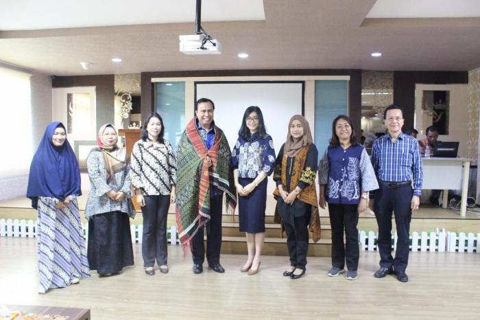 Strategi Melahirkan Generasi Emas dengan Menurunkan Prevalensi Stunting dan Penyakit Katastropik