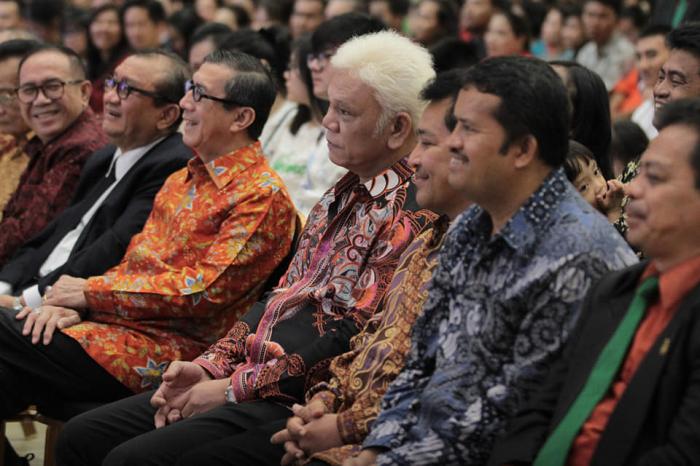 Ribuan Jemaat Hadiri Pra Natal Nasional di GBI Rumah Persembahan Jamin Ginting