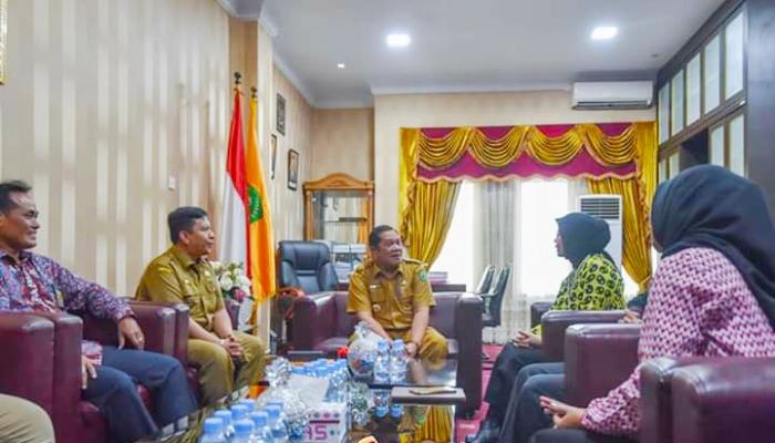 Baru Menjabat Kepala KPP Pratama, Romadhaniah Kunjungi Walikota Padangsidimpuan