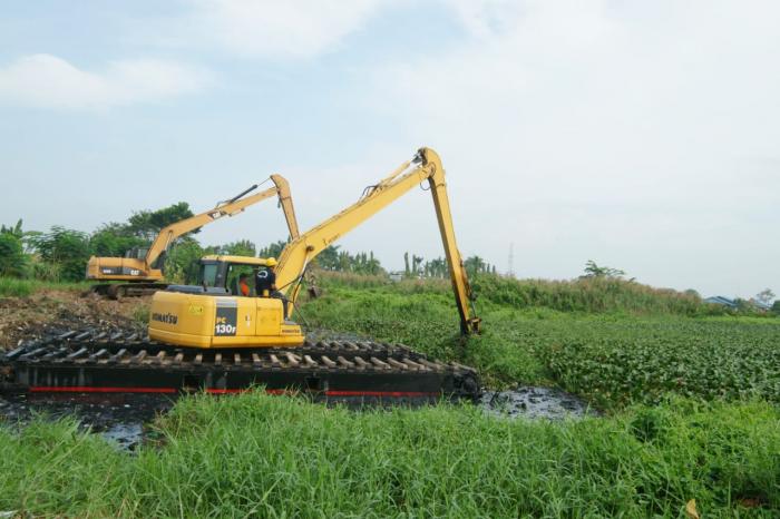 Pengorekan Danau Martubung Dimulai