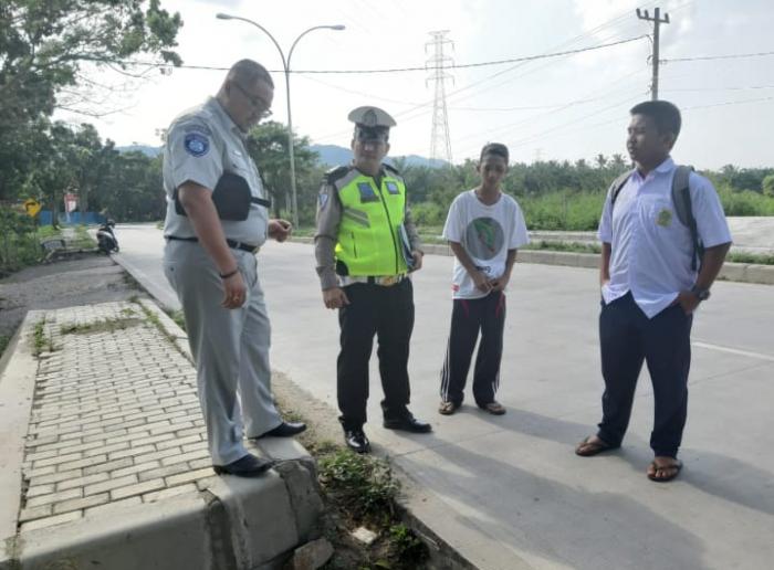 Jasa Raharja dan Unit Laka Polres Labuhanbatu Survei Bersama