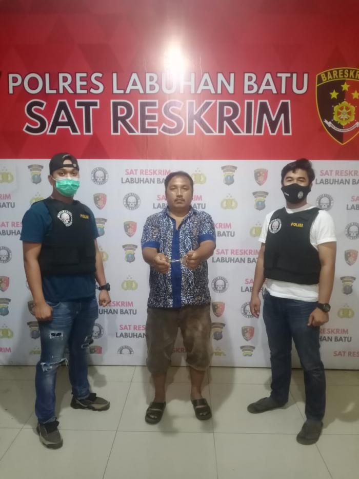 Tekab Polres Labuhanbatu Tangkap Penulis KIM Hongkong di Warung Tuak