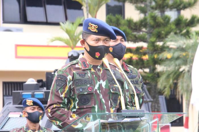 Farewell Parade Dansat Brimob Polda Sumut Dari Kombes Pol Abu Bakar Tertusi, S.I.K., S.H. Kepada Kombes Pol Suheru, S.I.K.,M.H