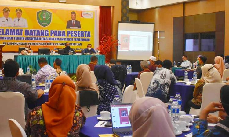 Walikota Sidempuan Buka Bimtek AKIP