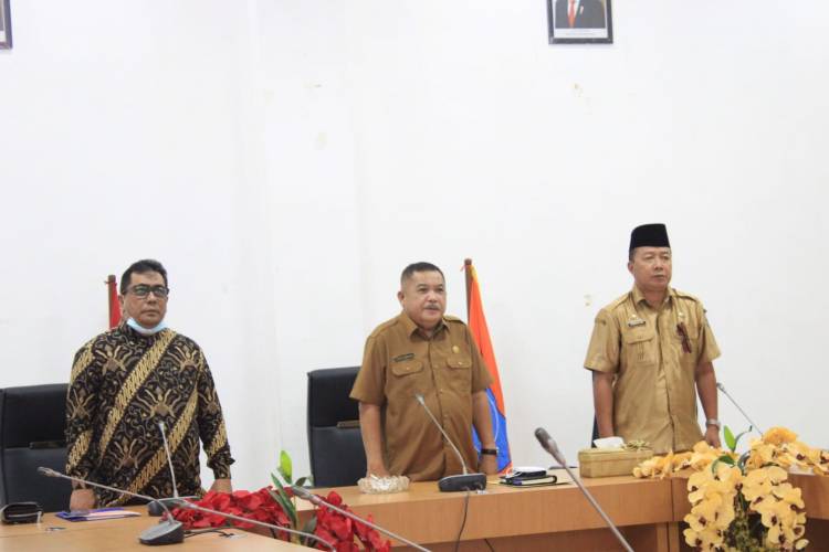 Sekdakab Labuhanbatu Ikuti RUPS Bank Sumut