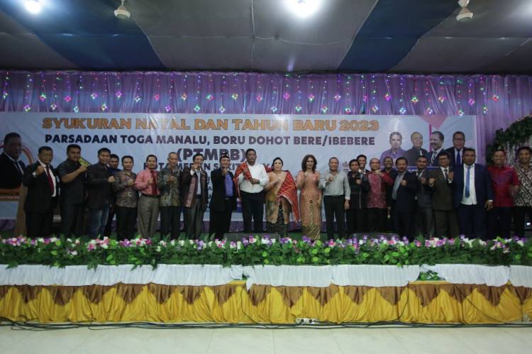 Keluarga Besar PTMBB Medan Berangkatkan Sabam Parulian Manalu Maju Sebagai Calon DPD RI Pemilu 2024