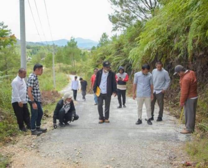 Hasil Uji Sampling, Tim Lapangan Sebut Pekerjaan Lapen di Desa Bonan Dolok II Sijamapolang Humbahas Sesuai Kontrak