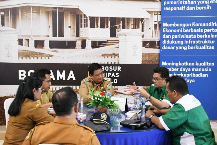 Bupati Samosir Siap Mendukung Pelaksanaan KKN Bersama Internasional Di Samosir