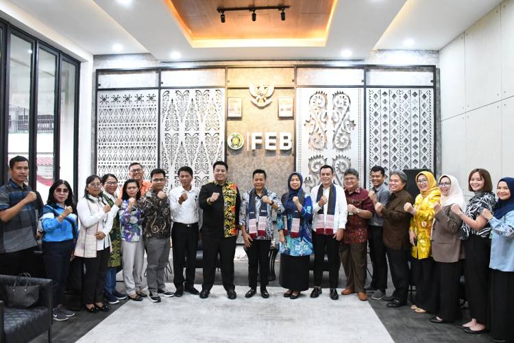 Tingkatkan Kapasitas Institut Dan SDM , Bupati Samosir Tekan MoU Dengan USU