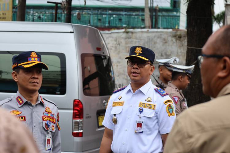 Dishub Bersama Ditlantas Polda Sumut, Satlantas Polrestabes dan Satpol PP Gelar Penertiban Bersama di Jalan SM Raja Medan, Larang Naik-Turun Penumpang di Loket