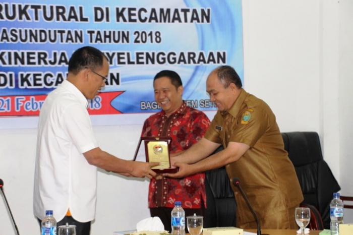 Bupati Humbahas Dosmar Banjarnahor SE Ajak ASN Berikan Pelayanan Kepada Masyarakat Secara Maksimal