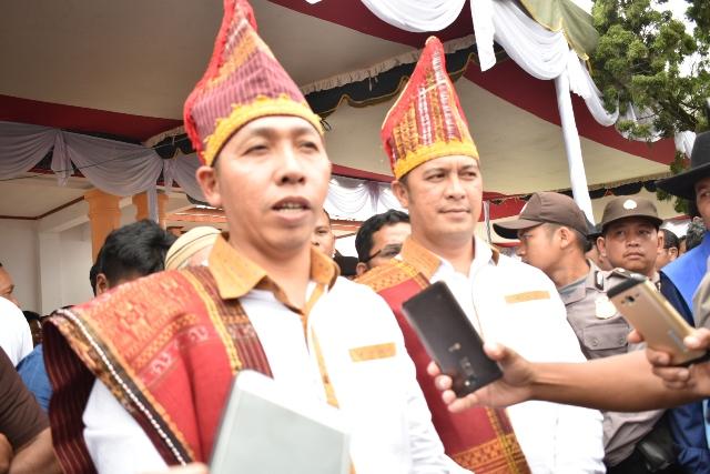 JTP Hutabarat : Namarutang do Ahu Tu Huta Ki