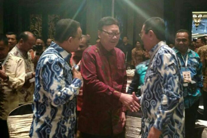 Rakernas APPSI, Kemeja Tengku Erry Dan Anies Baswedan Kompak