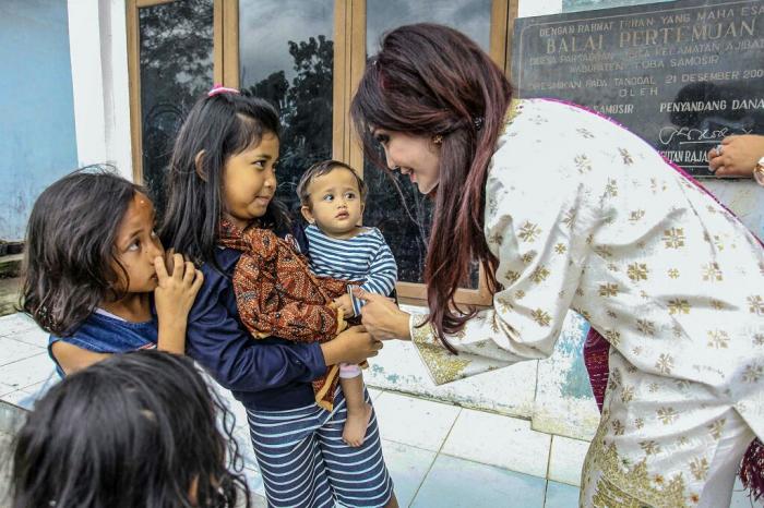 Istri Sihar Sitorus: Anak Tempat Kita Menorehkan Harapan
