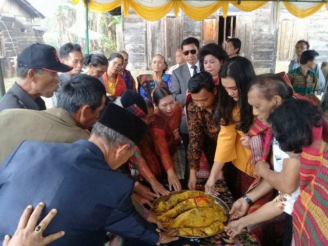 Toga Simamora Berangkatkan Pasangan TOMAN Menuju Taput I