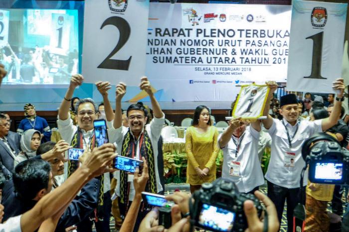 Apa katanya, DJOSS, Apa Kau Bilang, Yess