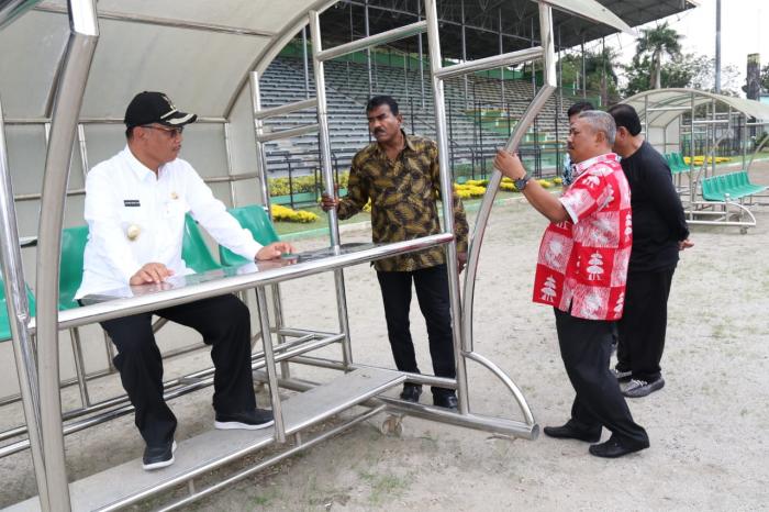 Jelang Liga 2, Akhyar Tinjau Stadion Teladan
