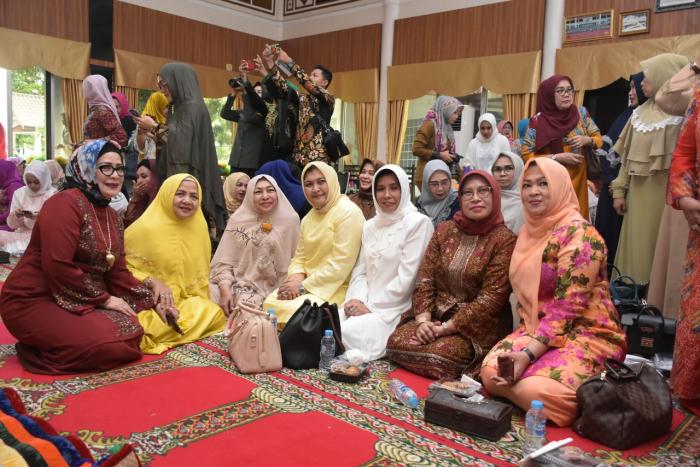 Nurul Akhyar : Pengajian Harus Menjadi Hobi Para Kaum Ibu