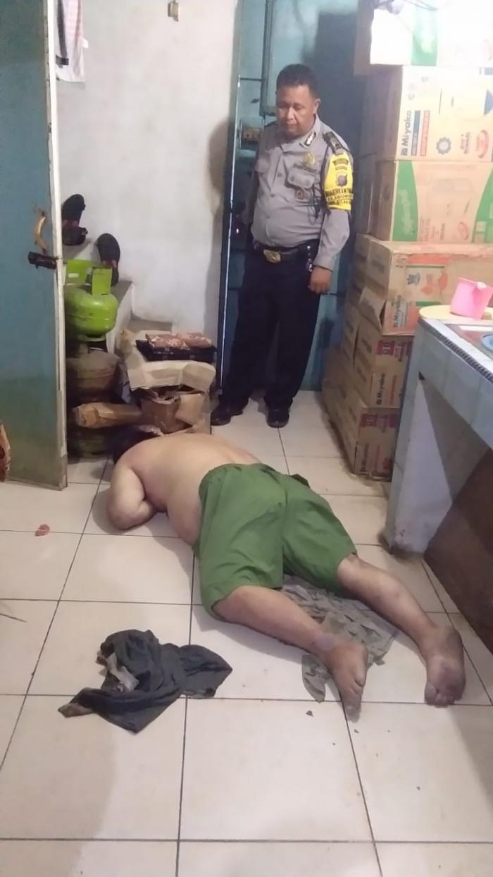 Negeri Lama Heboh, Pemilik Toko Elektronik SL Tewas Tergeletak Didepan Pintu Kamar Mandi