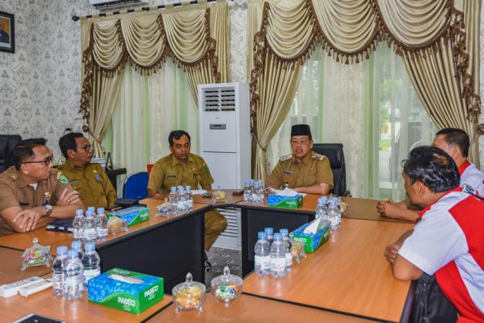 Wakil Walikota Padangsidimpuan Terima Audensi LSM LIRA