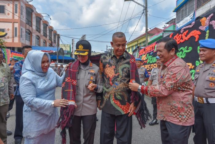 Walikota Sambut Kapolres Padangsidimpuan AKBP Juliani Prihartini