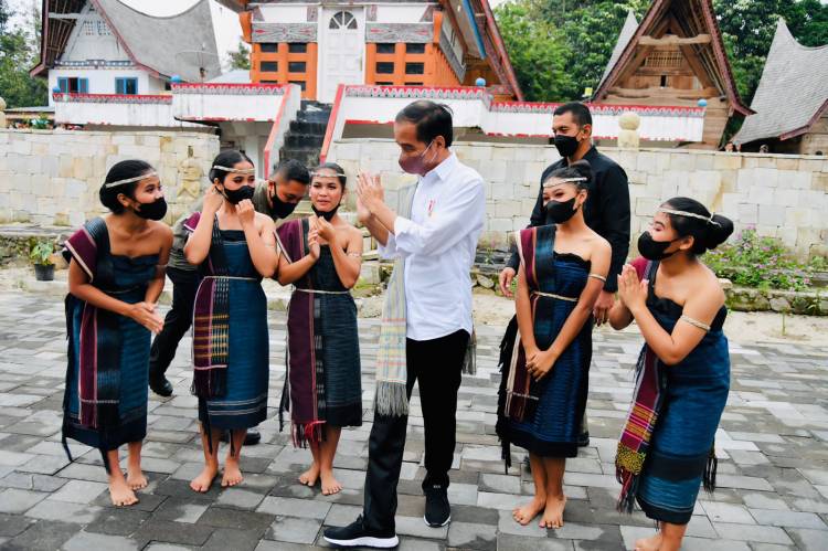 Penataan Kampung Ulos Huta Raja Upaya Pemerintah Lestarikan Warisan Pusaka Bangsa
