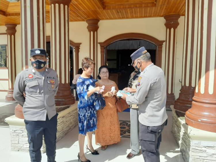 Polres Humbang Hasundutan Jaga Ibadah Gereja, Himbau Jemaat Ikuti Prokes