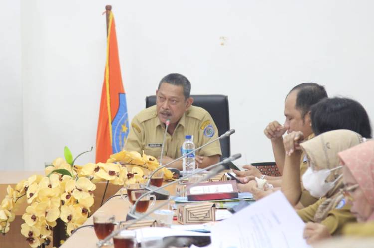 Pimpin Rapat TAPD, Ini Pesan Sekdakab Labuhanbatu