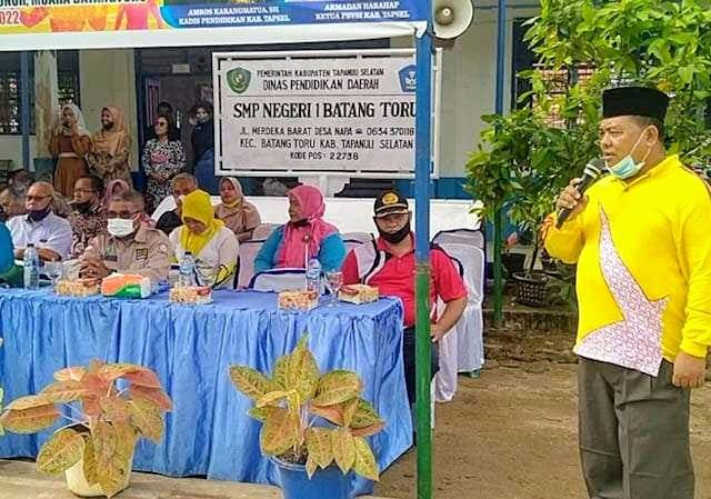 Kadis Pendidikan Tapsel Buka Kejuaraan Liga Volley Putra U-15 Zona III