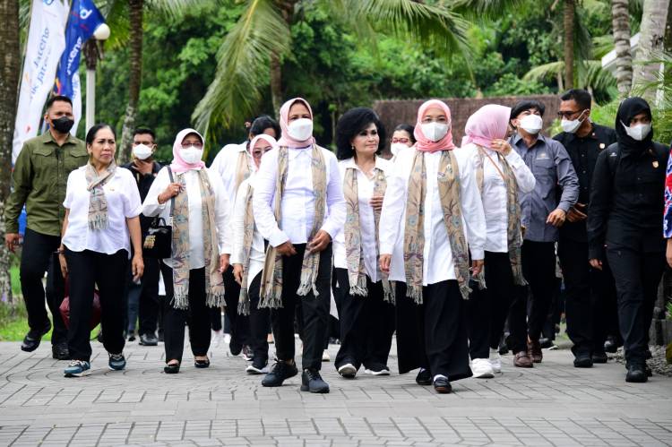 Pameran Dekranasda jadi Momentum UMKM untuk Bangkit