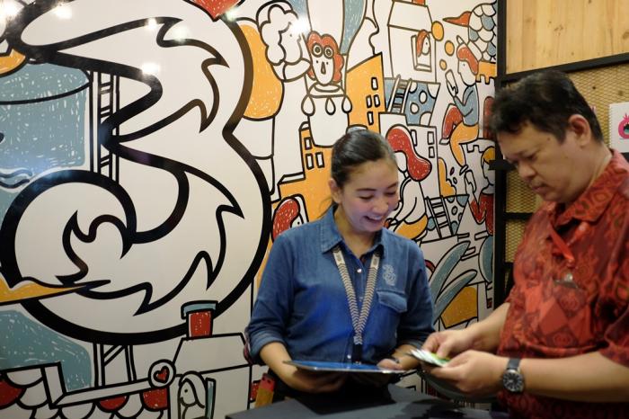 4G LTE Tri Jangkau 227 Kabupaten/Kota dan Bebaskan Seluruh Rakyat Indonesia Telpon ke Seluruh Dunia