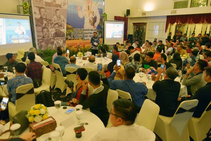 Facebooker, Blogger, Selebgram, Youtubers Bertemu Tengku Erry