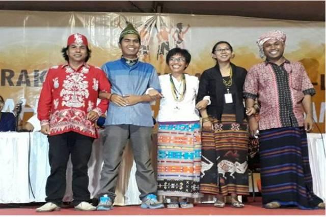 Rukka Sombolinggi Gantikan Abdon Nababan Jadi Sekjen Aliansi Masyarakat Adat Nusantara (AMAN) 2017-2022 
