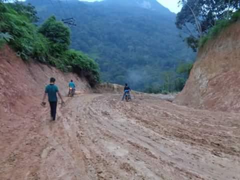 Proyek APBD Tapsel Dinilai Ciptakan Jalan "Neraka" di Aek Bilah