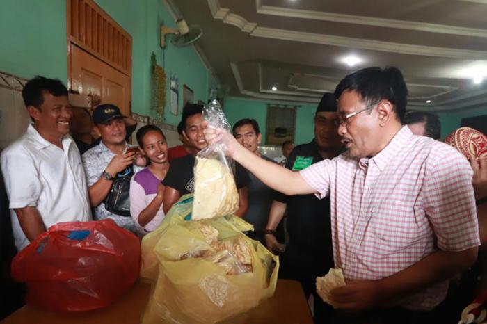 Di Siantar, Djarot Bercerita Masa Kecil Pernah Membuat Opak