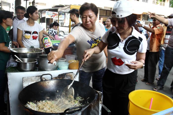 Ini Rasa Mie Kwetiau Patricia di Kedai Kopi Kesawan