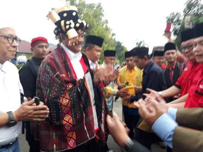 Cagubsu Djarot Disambut Secara Adat di DPC PDI Perjuangan Kota Padangsidimpuan
