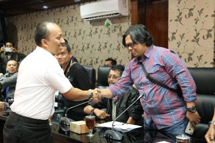 Humas Pemkab Solok serta 29 Wartawan Serap Masukan Dengan Humas Pemko Medan