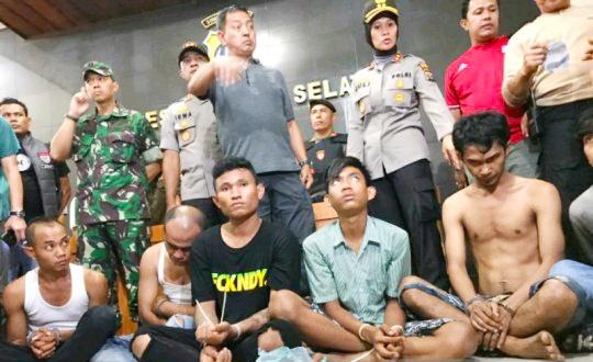 Tim Gabungan Grebek Kampung Narkoba di Padangsidimpuan