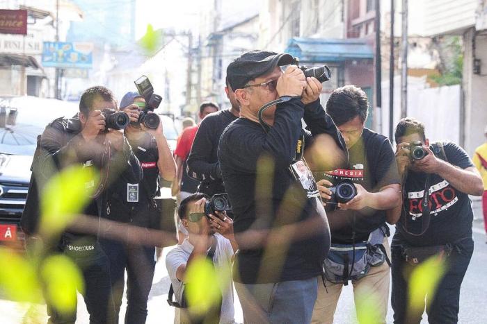 Beradu Kamera di Street Photography