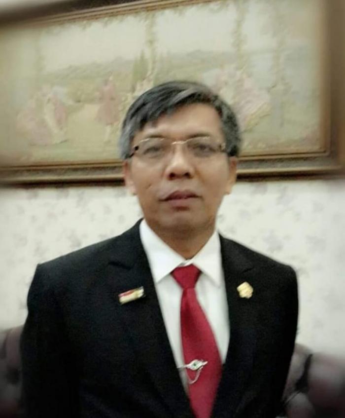 Datu nagadongon ! (Memaknai kias dan noktah)
