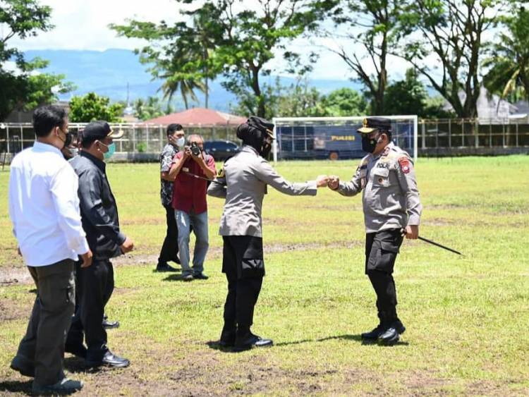 Walikota Sidempuan Dampingi Kapoldasu Tinjau Vaksinasi