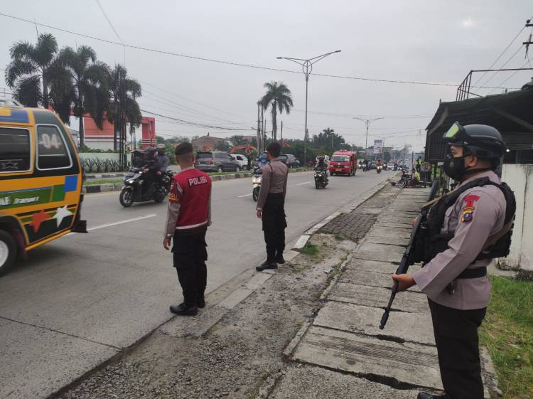 Optimalisasi Pelayanan, Brimob Polda Sumut Laksanakan Ops Padat Lalin