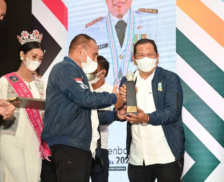 Pemko Sidempuan Terima PPD Tahun 2022 Provsu Dengan Predikat Terbaik I