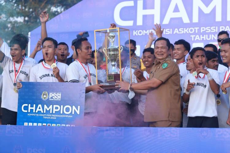 Walikota Tutup Kompetisi Askot PSSI Sidempuan, Sinar Muda FC Juara